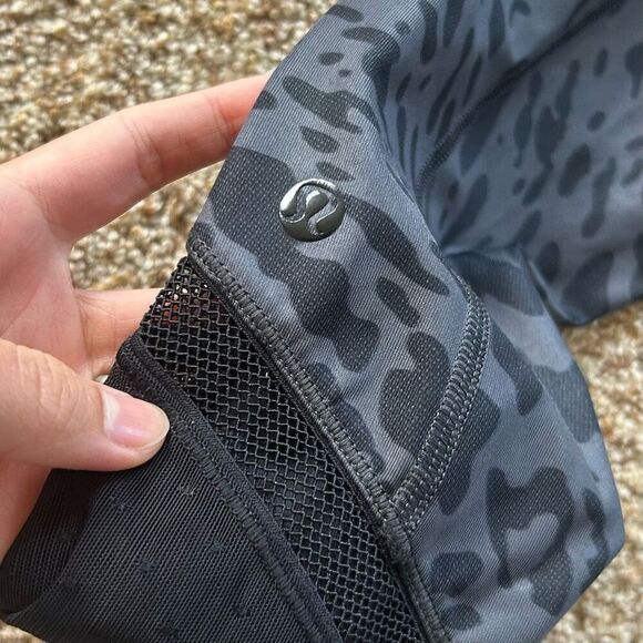 Lululemon Size 2 Leggings - Picture 3 of 6